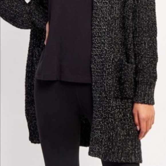 Roots Snowy Fox cardigan duster - Picture 6 of 6